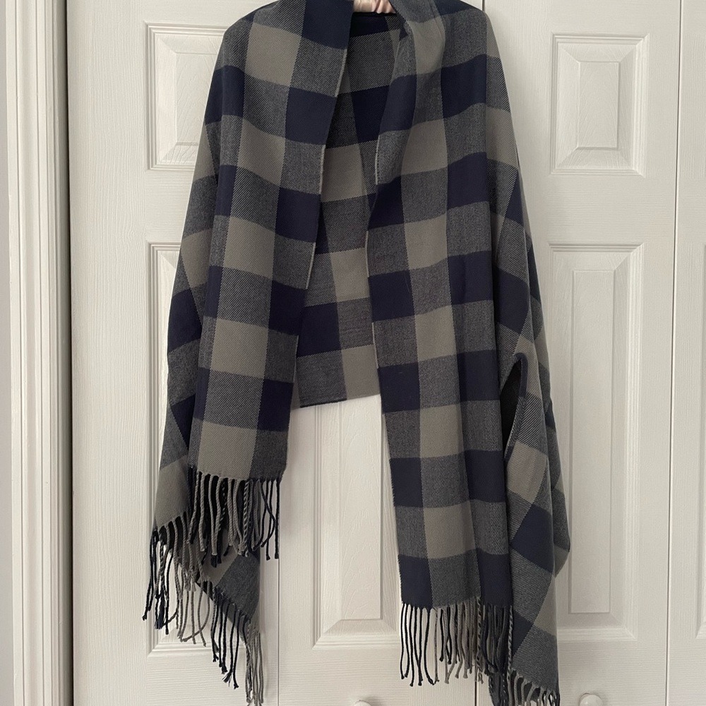 Plaid Cape / Wrap